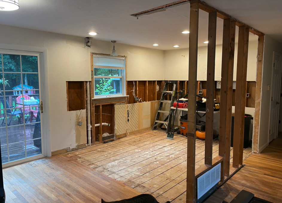 Outdated kitchen before remodeling in Mission Viejo